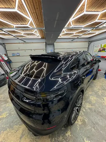 PPF auto, protecție zgârieturi și piatră, cadru vertical după aplicare PPF, atelier Criss Wrap Bragadiru.