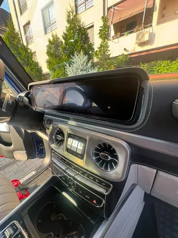 Paint Protection Film pe caroserie premium, detaliu de luciu pe panou, Criss Wrap lângă București — cadru 92.
